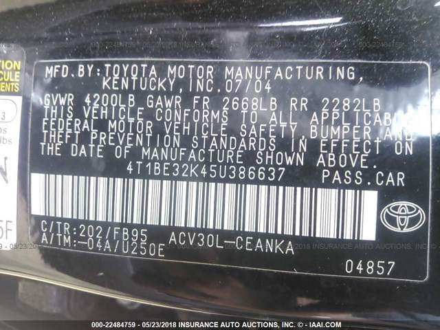 4T1BE32K45U386637 - 2005 TOYOTA CAMRY LE/XLE/SE შავი ფოტო 9