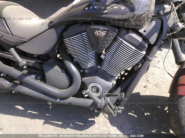 5VPHS36N8G3046588 - 2016 VICTORY MOTORCYCLES HAMMER S Червоний фото 8