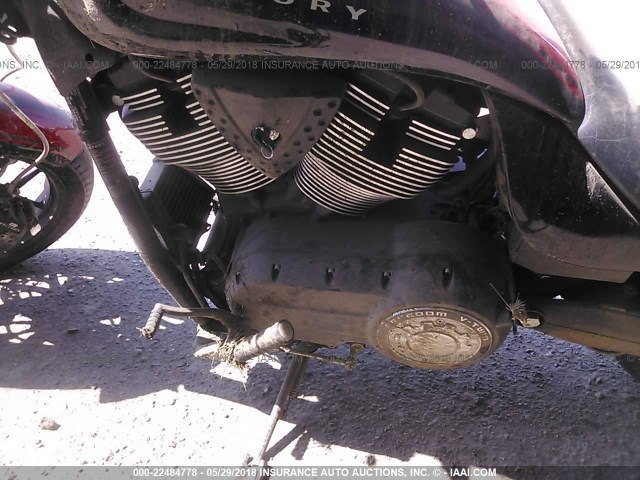 5VPHS36N8G3046588 - 2016 VICTORY MOTORCYCLES HAMMER S Червоний фото 9