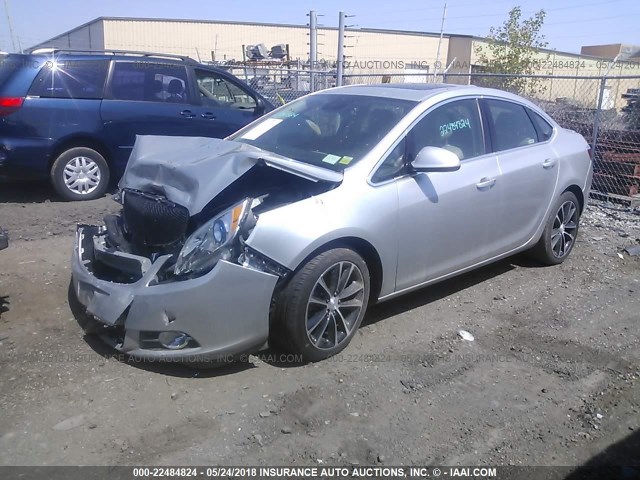 1G4PW5SK6G4166014 - 2016 BUICK VERANO SPORT TOURING SILVER photo 2