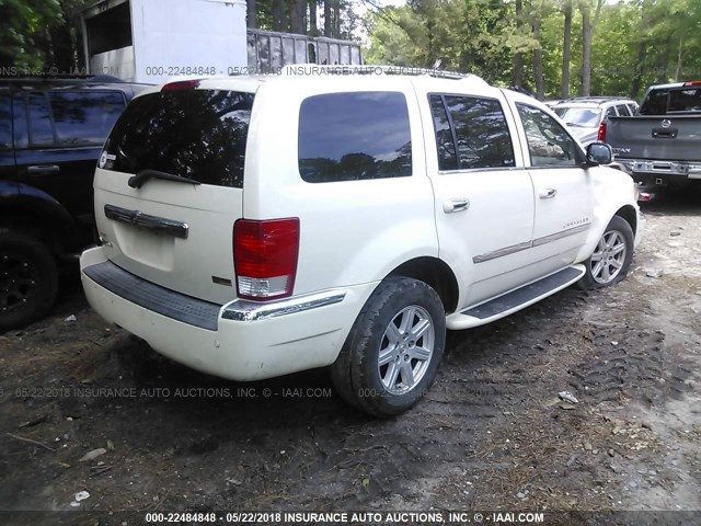 1A8HX58N68F114839 - 2008 CHRYSLER ASPEN LIMITED თეთრი ფოტო 4