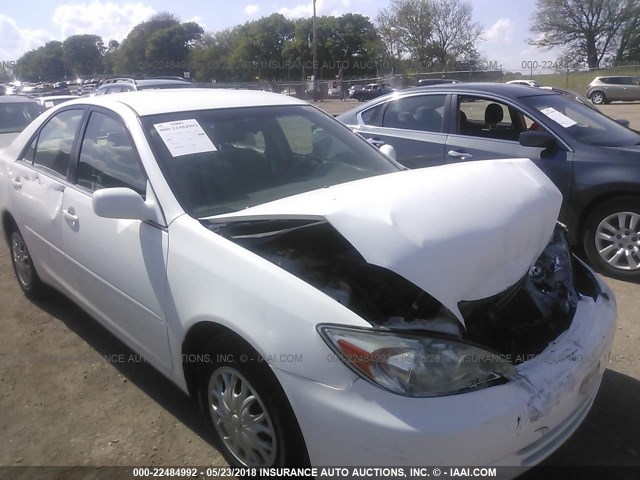 4T1BE30K14U280163 - 2004 TOYOTA CAMRY LE/XLE/SE თეთრი ფოტო 1
