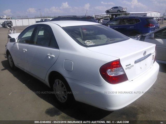 4T1BE30K14U280163 - 2004 TOYOTA CAMRY LE/XLE/SE თეთრი ფოტო 3