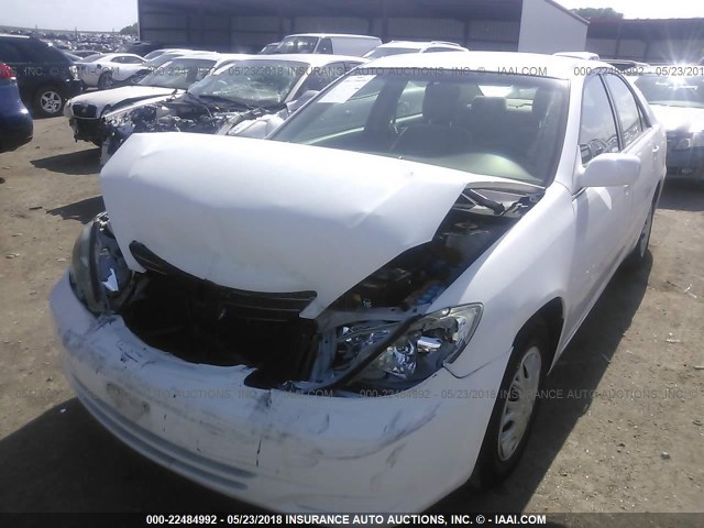 4T1BE30K14U280163 - 2004 TOYOTA CAMRY LE/XLE/SE თეთრი ფოტო 6