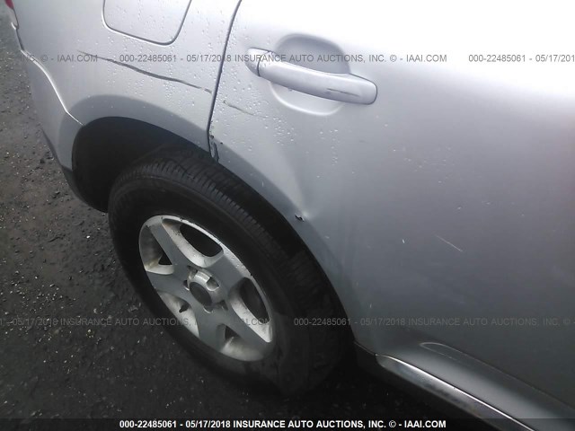 WVGBC77L34D083832 - 2004 VOLKSWAGEN TOUAREG 3.2 SILVER photo 6