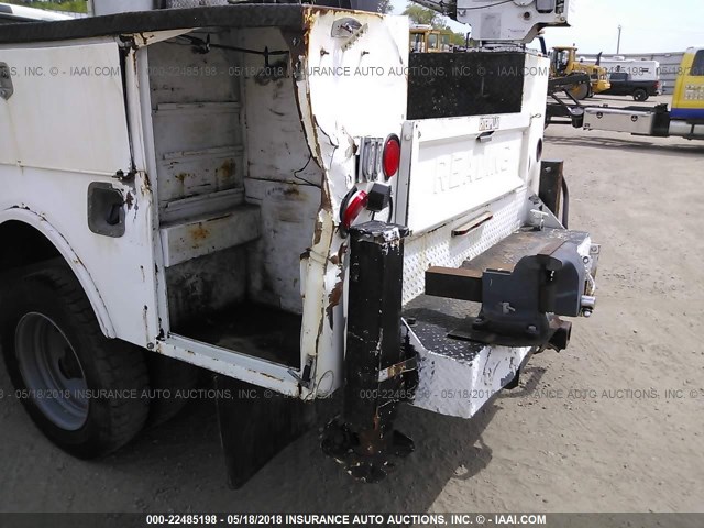 1FDAF56P96EA33977 - 2006 FORD F550 WHITE photo 6