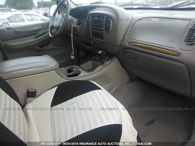 5LMFU28R41LJ23449 - 2001 LINCOLN NAVIGATOR TAN photo 5