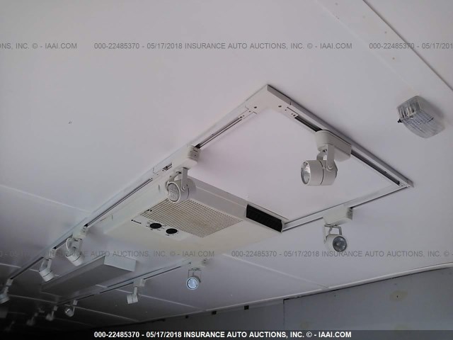 5WKBE3237B1010194 - 2011 UTILITY TRAILER WHITE photo 8