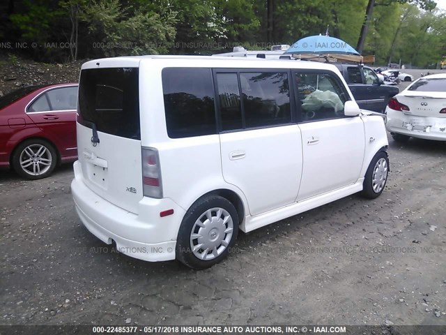 JTLKT324064086529 - 2006 TOYOTA SCION XB თეთრი ფოტო 4
