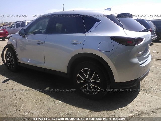 JM3KFADM3J0323218 - 2018 MAZDA CX-5 GRAND TOURING SILVER photo 3