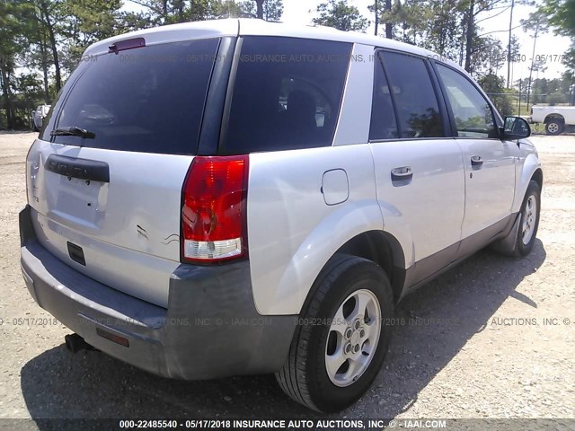 5GZCZ23D94S848240 - 2004 SATURN VUE SILVER photo 4