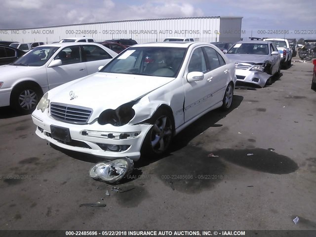 WDBRF40J45F599753 - 2005 MERCEDES-BENZ C 230K SPORT SEDAN WHITE photo 2