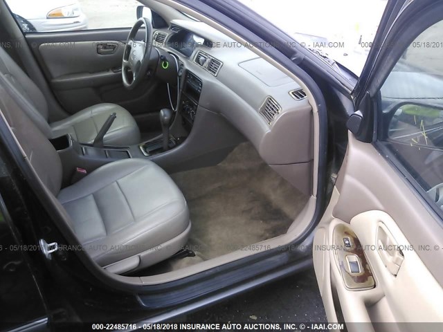 4T1BG22K4WU197931 - 1998 TOYOTA CAMRY CE/LE/XLE 黑色 照片 5