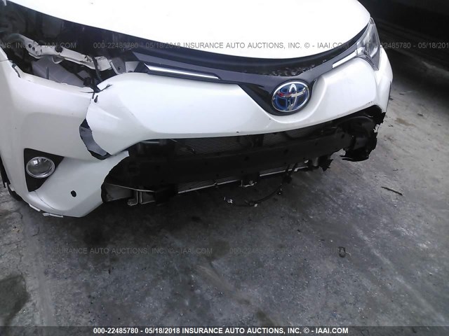 JTMDJREV3HD074993 - 2017 TOYOTA RAV4 HV LIMITED WHITE photo 6