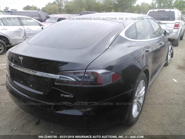 5YJSA1E29FF102235 - 2015 TESLA MODEL S BLACK photo 4
