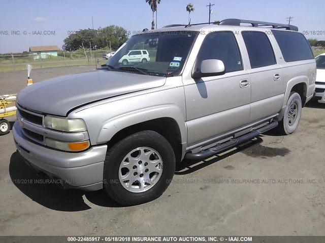 3GNFK16Z25G147379 - 2005 CHEVROLET SUBURBAN K1500 GRAY photo 2