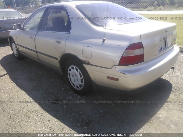 1HGCD5637RA138384 - 1994 HONDA ACCORD LX/EX BEIGE photo 6