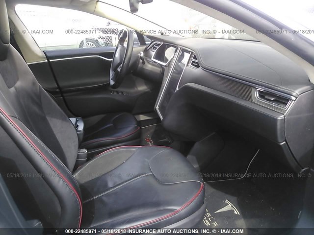 5YJSA1CP1CFP02354 - 2012 TESLA MODEL S GRAY photo 5