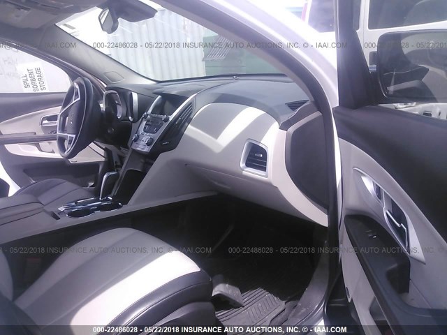 2GNALFEK6C6354097 - 2012 CHEVROLET EQUINOX LTZ WHITE photo 5