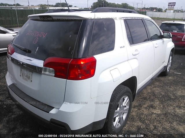 2GKALSEK2D6329849 - 2013 GMC TERRAIN SLE WHITE photo 4