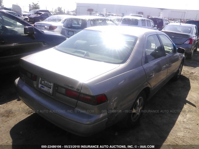 4T1BG22K8XU454882 - 1999 TOYOTA CAMRY CE/LE/XLE ყავისფერი ფოტო 4