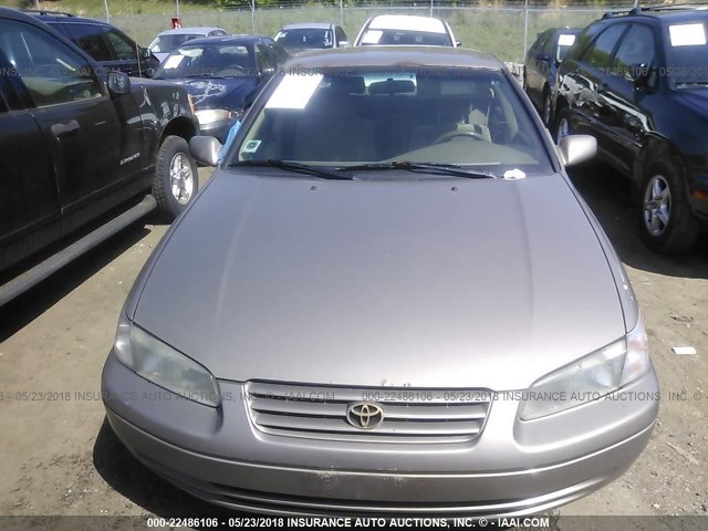 4T1BG22K8XU454882 - 1999 TOYOTA CAMRY CE/LE/XLE ყავისფერი ფოტო 6