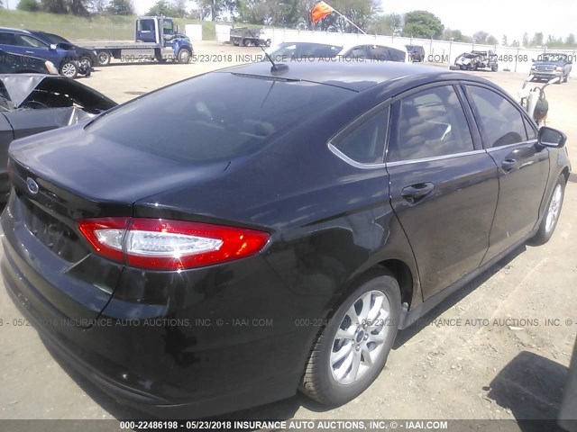 3FA6P0G7XFR253012 - 2015 FORD FUSION S BLACK photo 4