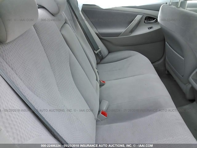 4T4BF3EKXBR140167 - 2011 TOYOTA CAMRY SE/LE/XLE SILVER photo 8