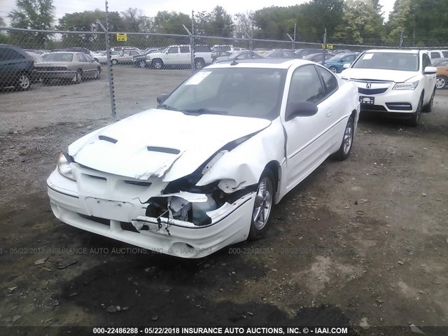 1G2NV12E64M616083 - 2004 PONTIAC GRAND AM GT1 WHITE photo 2