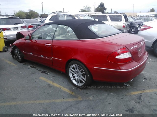 WDBTK56F89T103418 - 2009 MERCEDES-BENZ CLK 350 RED photo 3