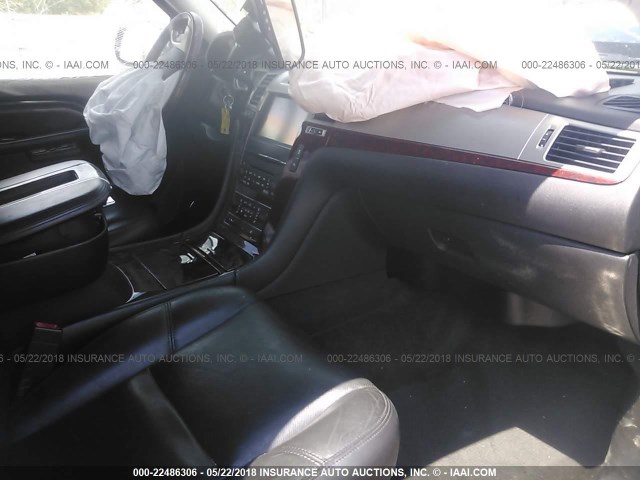 1GYS3HEF9DR154729 - 2013 CADILLAC ESCALADE ESV LUXURY BLACK photo 5