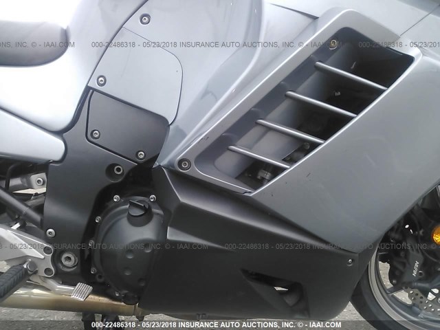 JKBZGNA1X8A008416 - 2008 KAWASAKI ZG1400 A SILVER photo 8