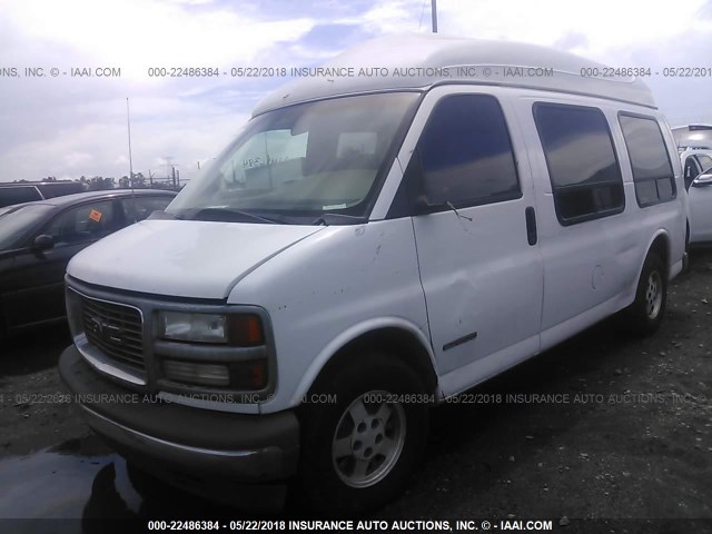 1GDFG15R7V1018737 - 1997 GMC SAVANA RV G1500 WHITE photo 2