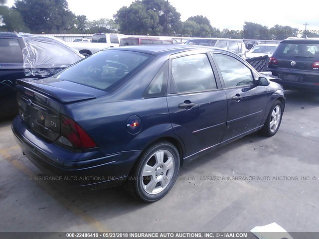1FAFP38393W262306 - 2003 FORD FOCUS ZTS BLUE photo 4