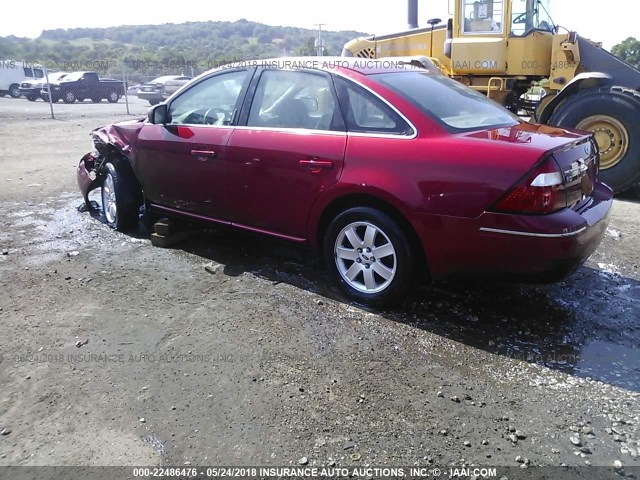 1FAFP24106G162401 - 2006 FORD FIVE HUNDRED SEL RED photo 3