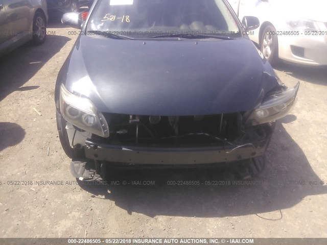 JTKDE177X60099813 - 2006 TOYOTA SCION TC 灰色 照片 6