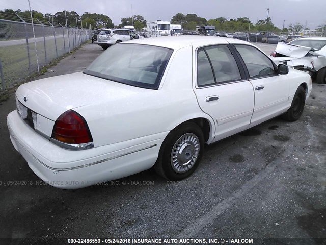 2FAFP73W1XX214933 - 1999 FORD CROWN VICTORIA  WHITE photo 4