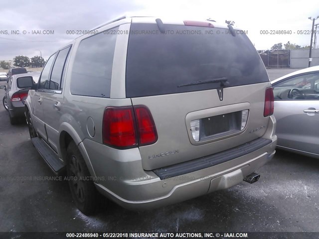 5LMFU28R94LJ29915 - 2004 LINCOLN NAVIGATOR GOLD photo 3