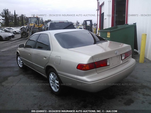4T1BF28K21U121353 - 2001 TOYOTA CAMRY LE/XLE Kahverengi fotoğraf 3
