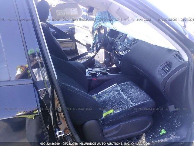 5N1AR2MMXEC719745 - 2014 NISSAN PATHFINDER S/SV/SL/PLATINUM 黑色 照片 5