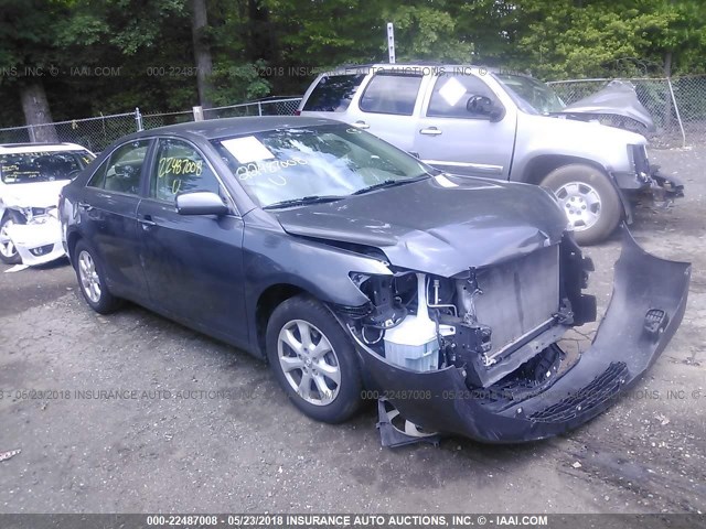 4T1BF3EKXBU672013 - 2011 TOYOTA CAMRY SE/LE/XLE GRAY photo 1
