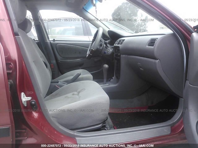 1Y1SK528XXZ435984 - 1999 CHEVROLET GEO PRIZM LSI RED photo 5