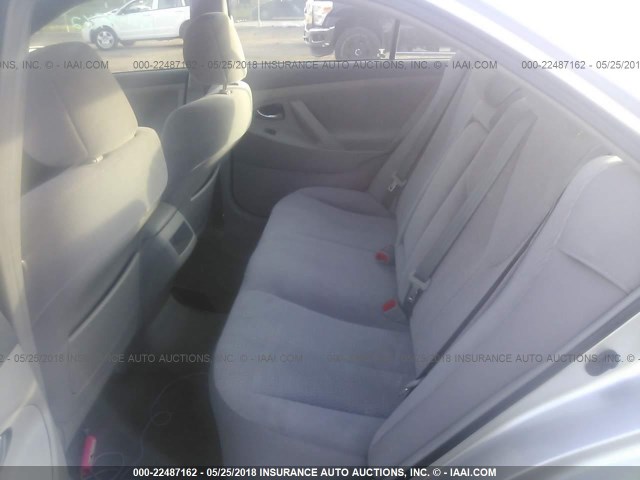 4T4BF3EK6BR106064 - 2011 TOYOTA CAMRY SE/LE/XLE GRAY photo 8