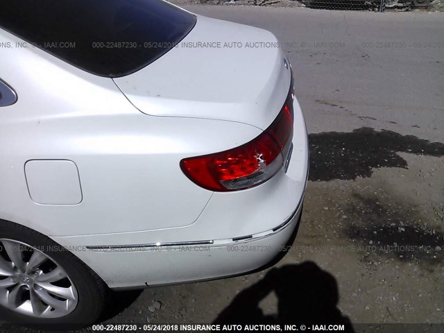 KMHFC46F97A187162 - 2007 HYUNDAI AZERA SE/LIMITED WHITE photo 6