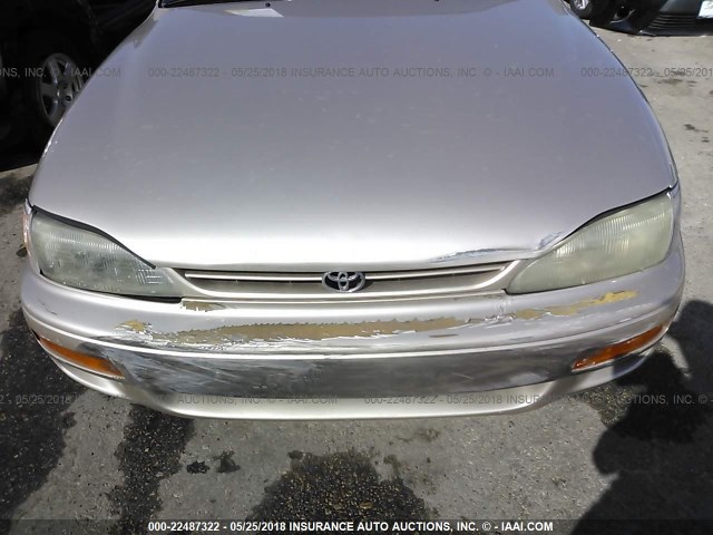 4T1BG12KXTU684234 - 1996 TOYOTA CAMRY DX/LE/XLE TAN photo 6