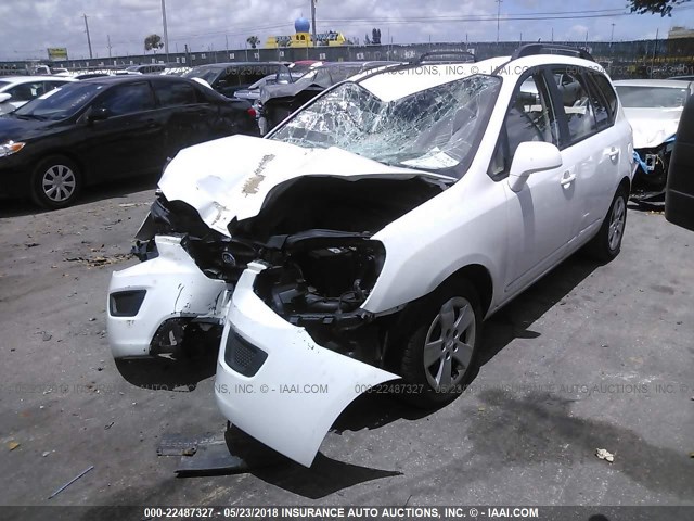 KNAFG528897252151 - 2009 KIA RONDO LX/EX WHITE photo 2