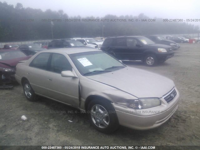 4T1BG22K3YU668826 - 2000 TOYOTA CAMRY CE/LE/XLE GOLD photo 1