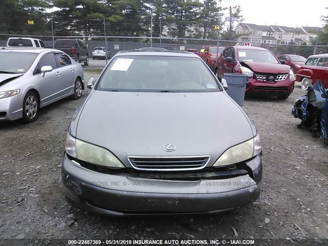 JT8BF28G315105946 - 2001 LEXUS ES 300 GOLD photo 6