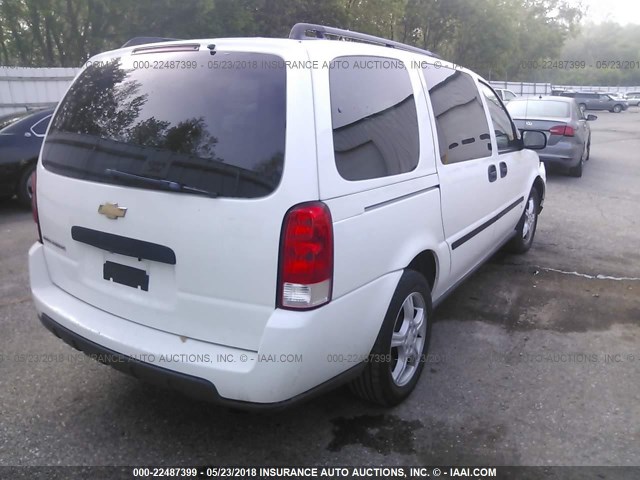 1GNDV23157D108014 - 2007 CHEVROLET UPLANDER LS WHITE photo 4