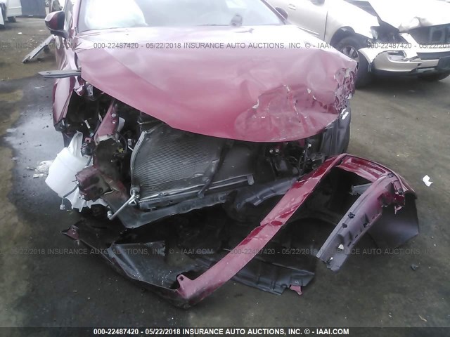 4T1BF1FK3GU572300 - 2016 TOYOTA CAMRY LE/XLE/SE/XSE RED photo 6